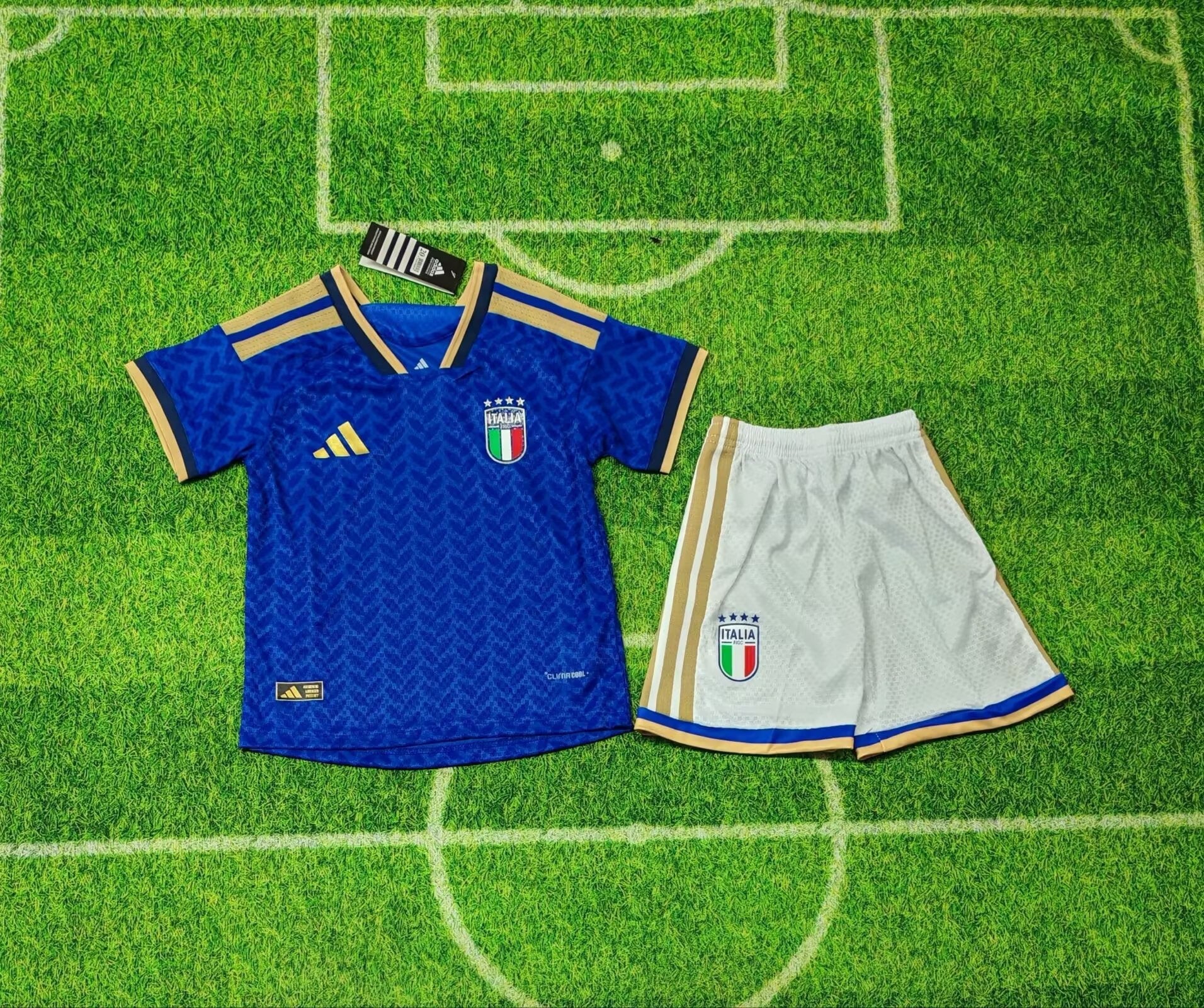 Italy Home Kids Kit – Fan Edition 🇮🇹⚽