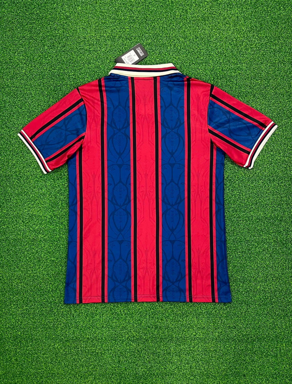 Barcelona Retro Jersey – Fan Edition