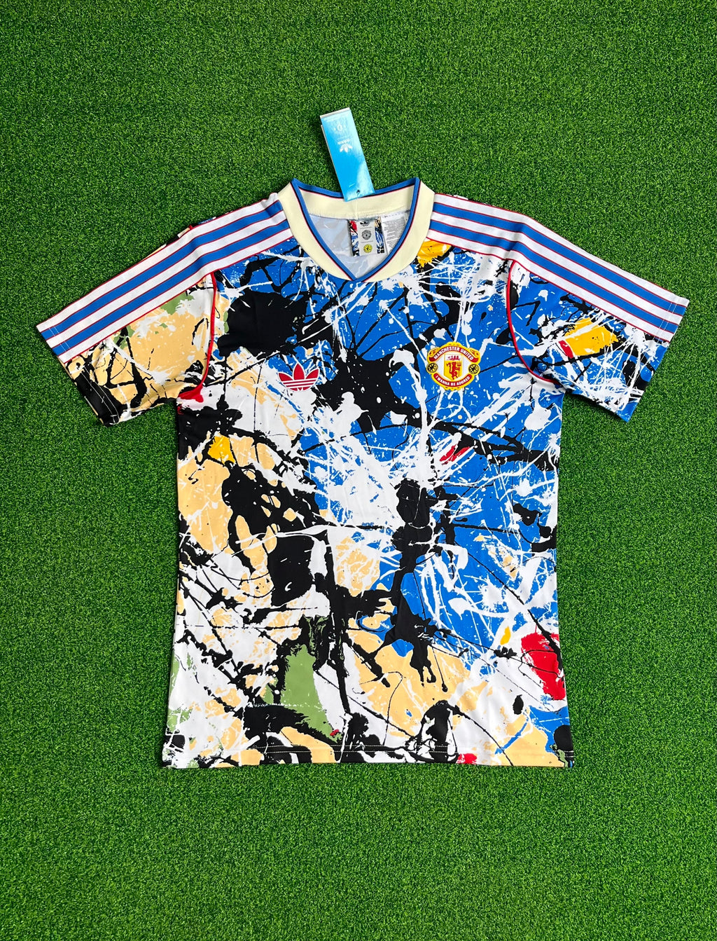 Manchester United Artistic Jersey – Special Fan Edition